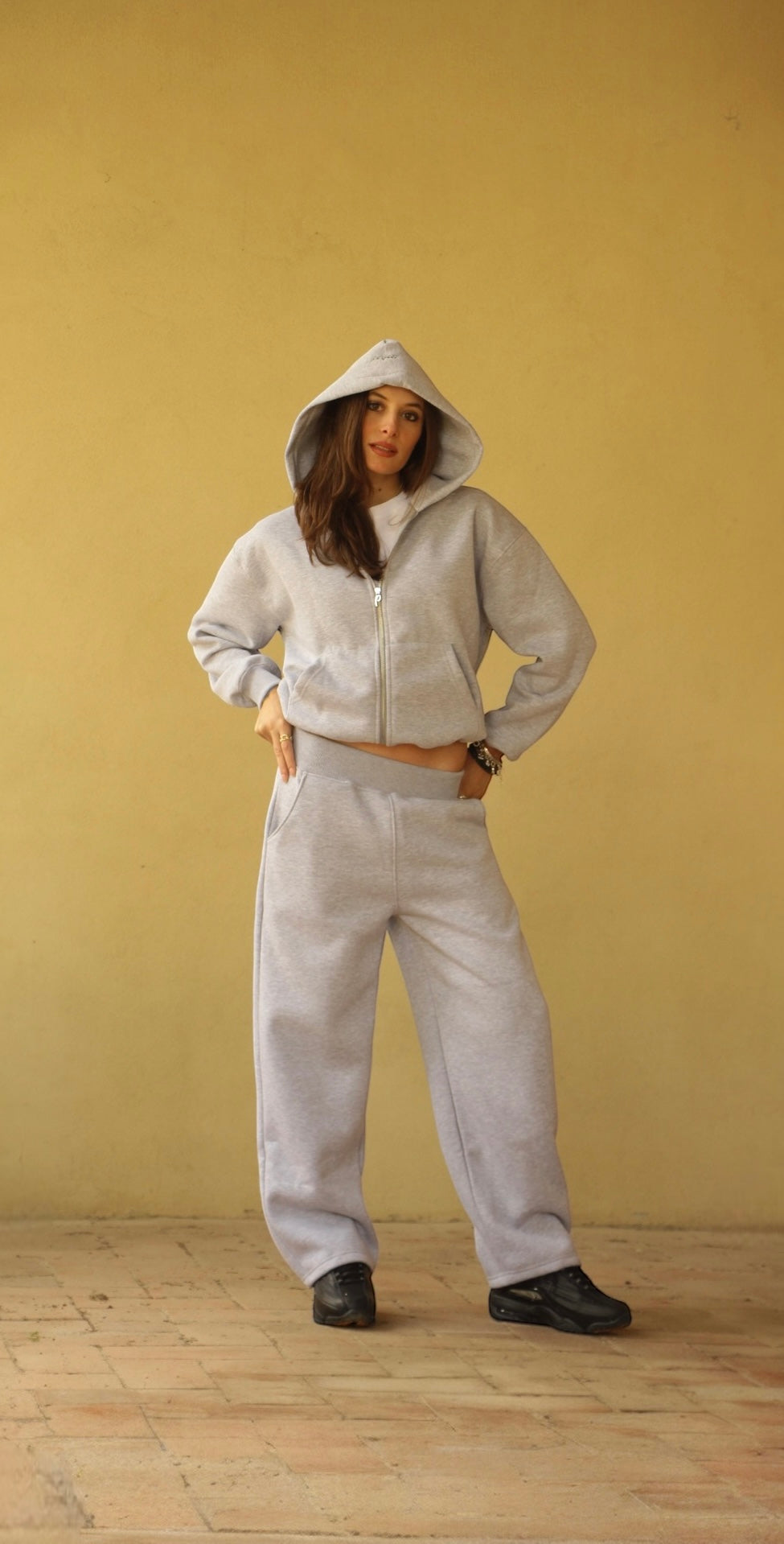 GREY PANT