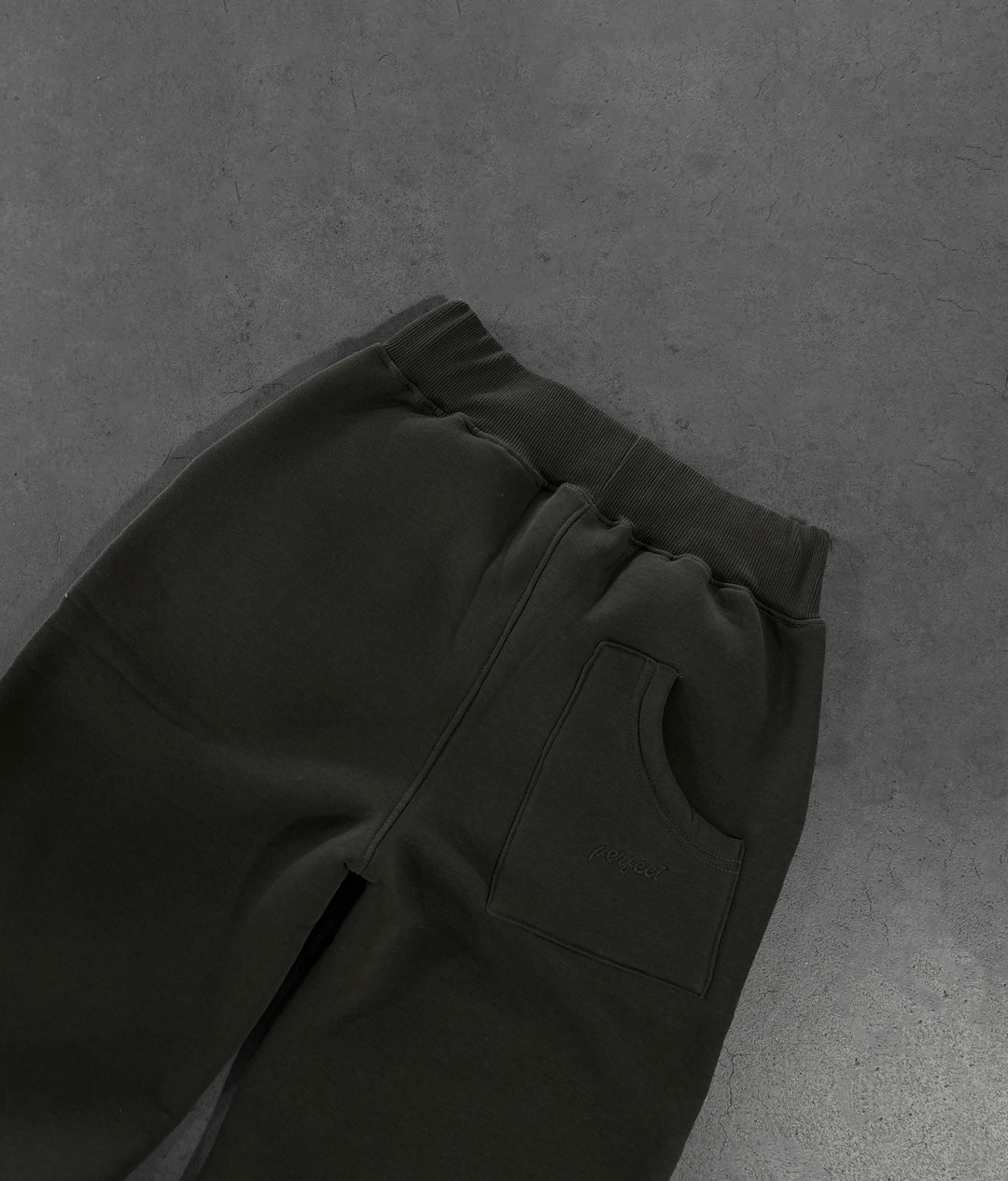 MILITARY GREEN PANT