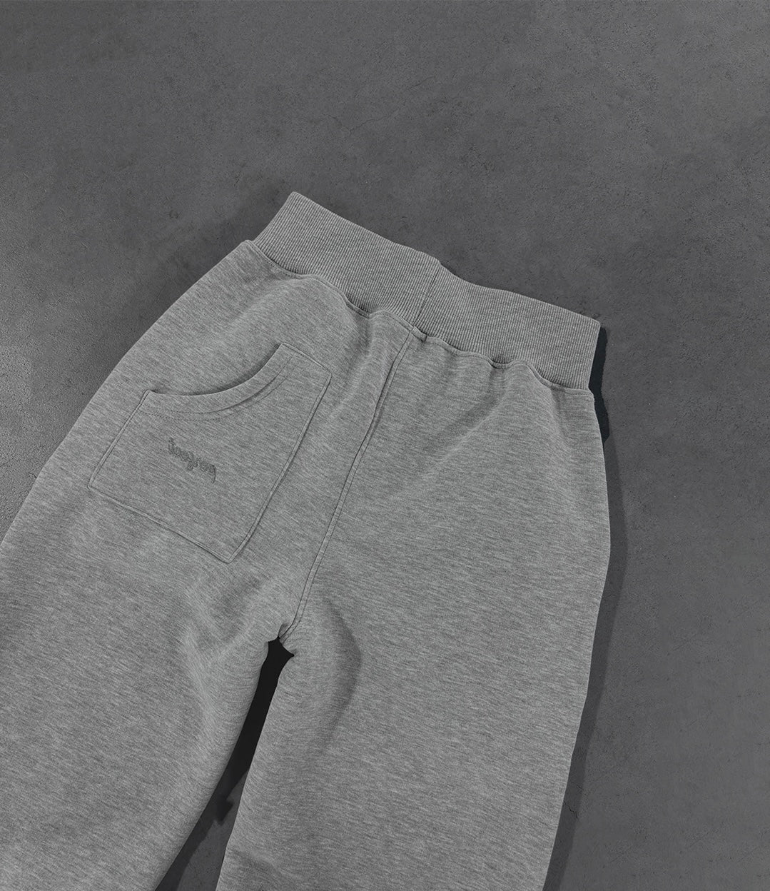 GREY PANT