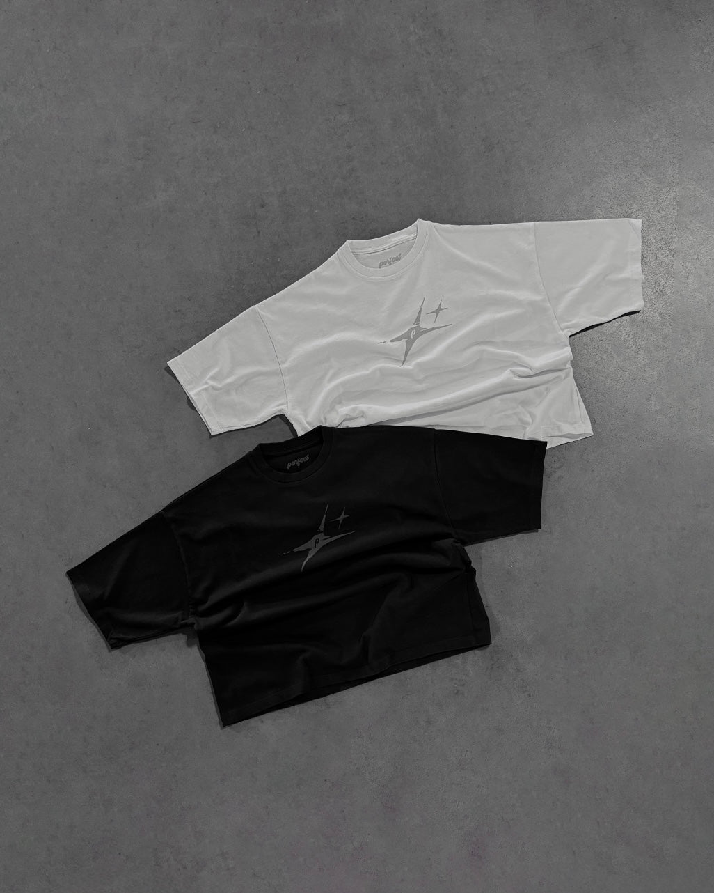 WHITE "P" STAR TEE