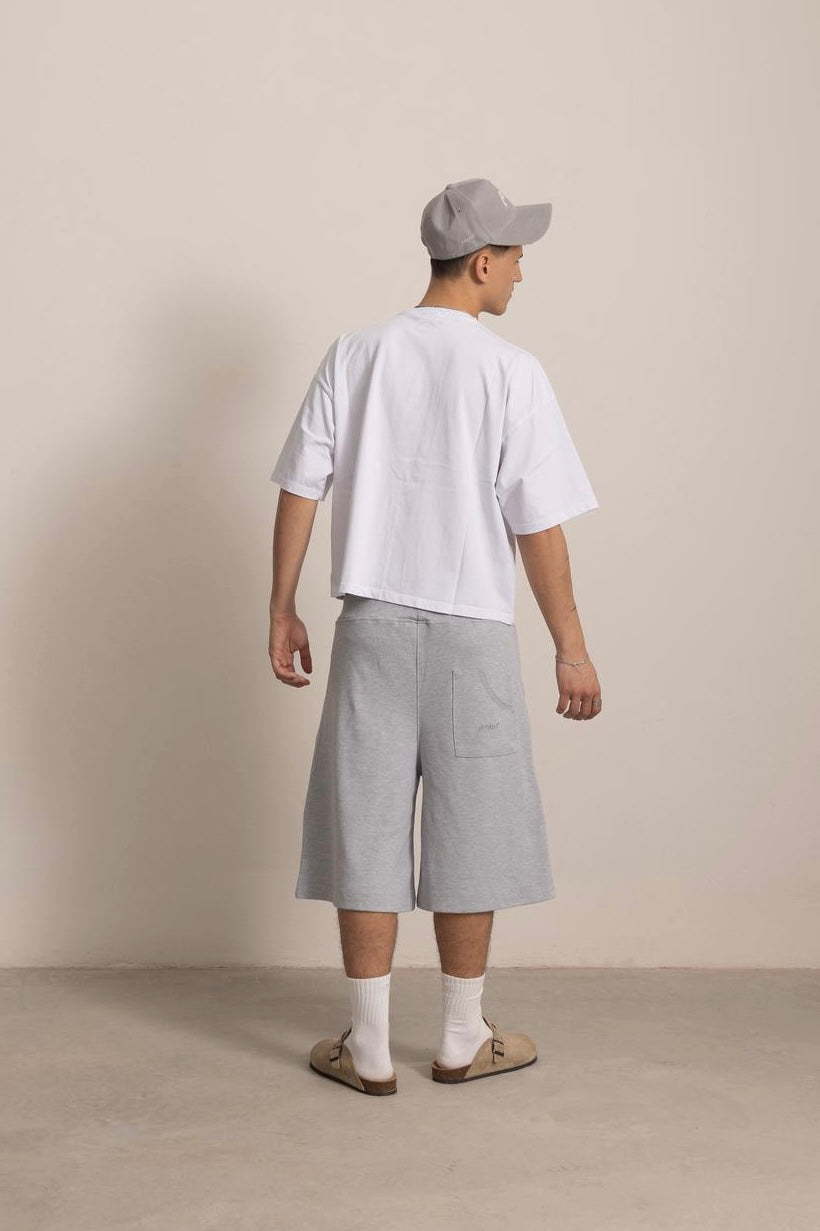 WHITE EVERYDAY TEE
