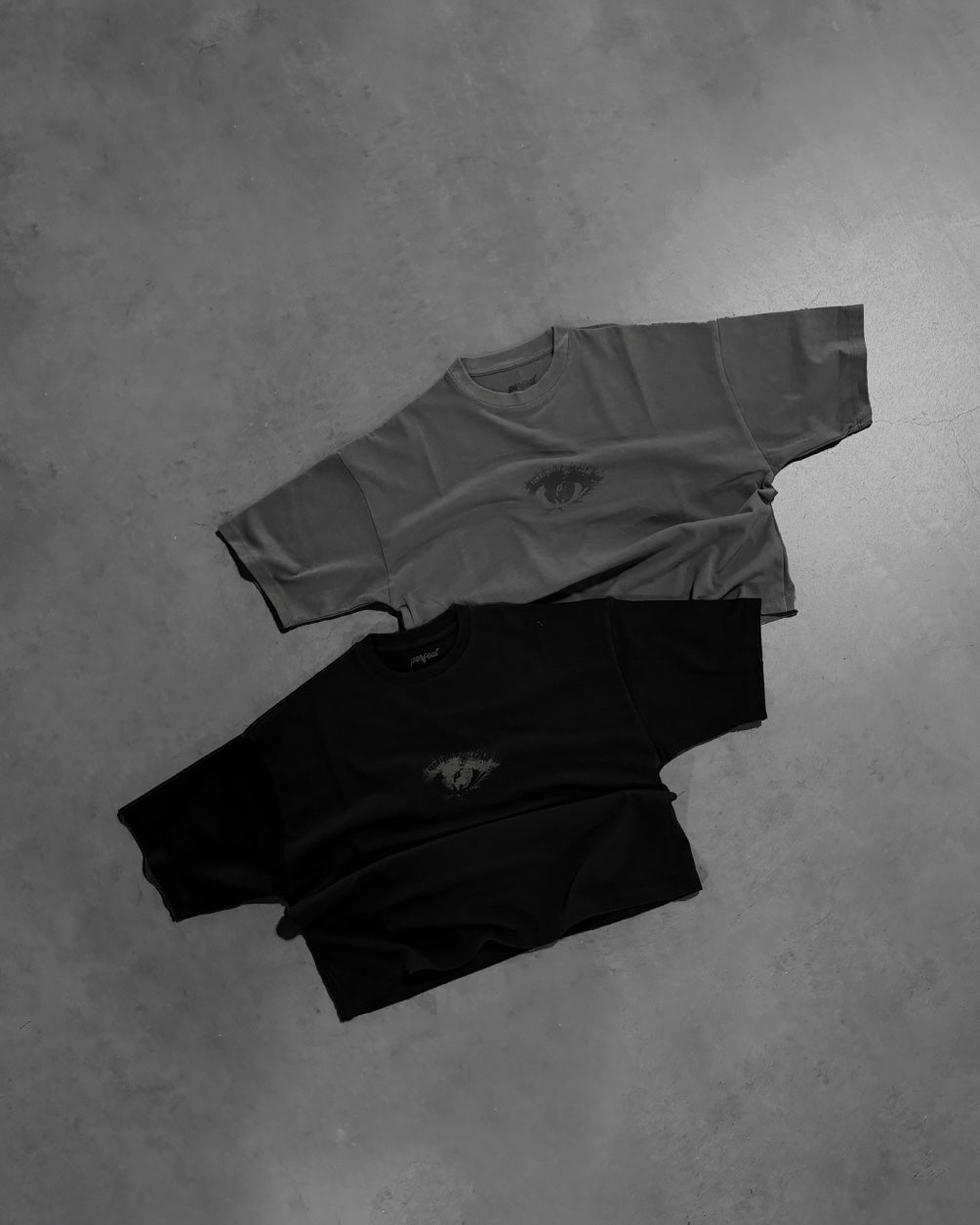 BLACK "P" VISION TEE