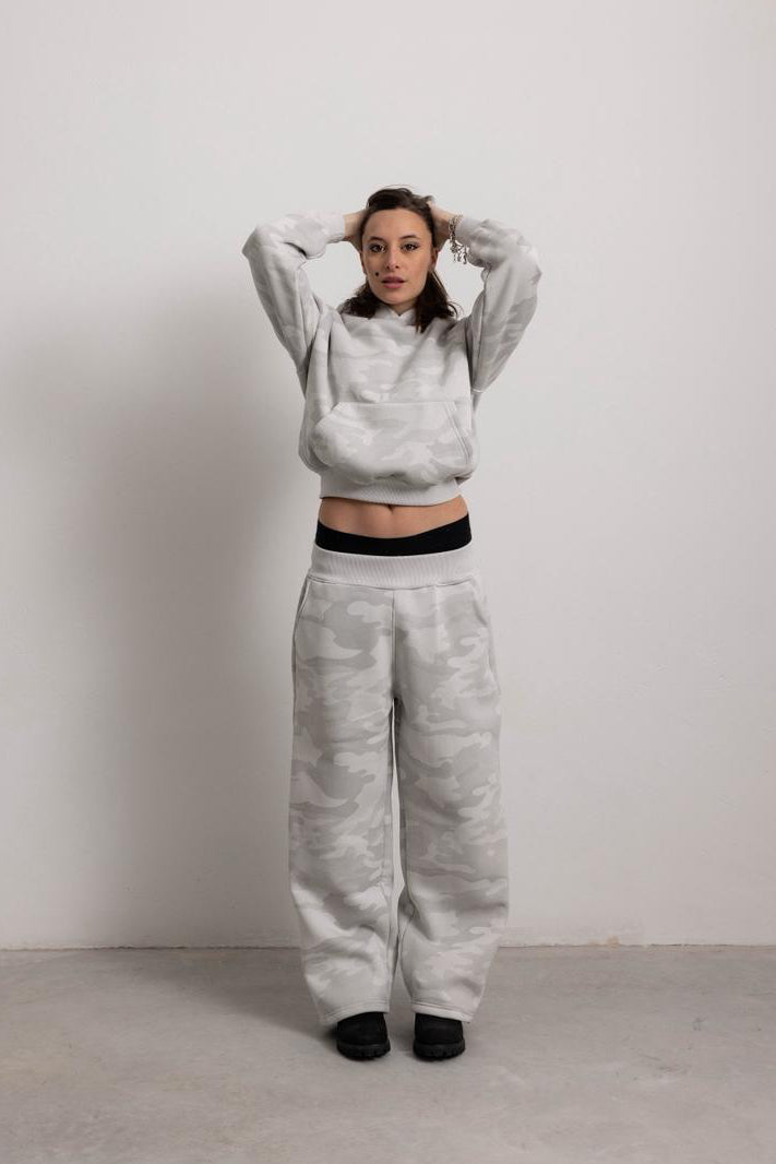 PEARL GREY CAMO PANT
