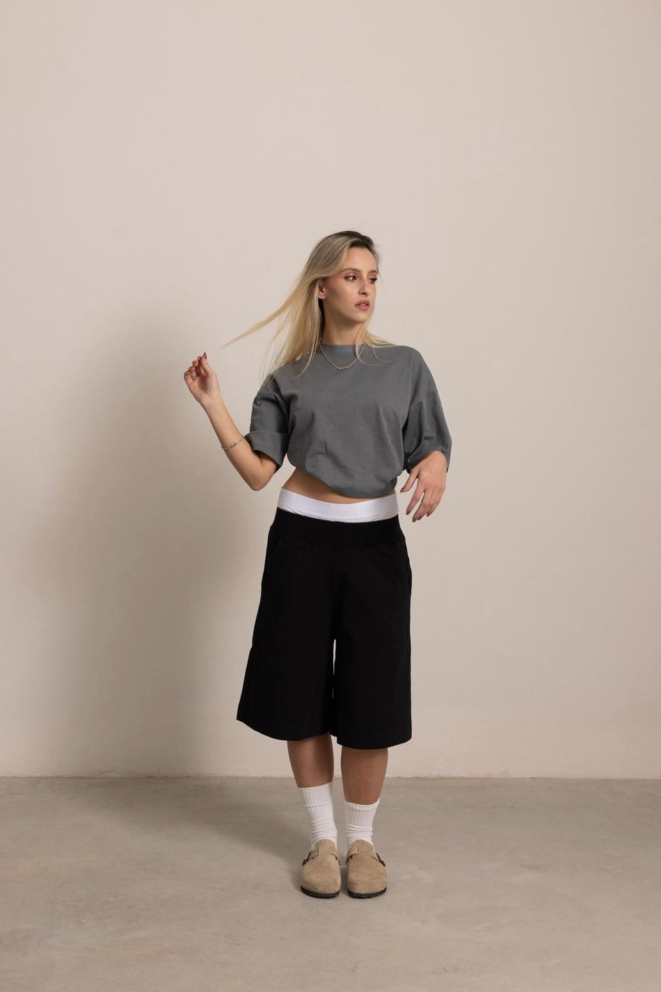 STONE GREY EVERYDAY TEE