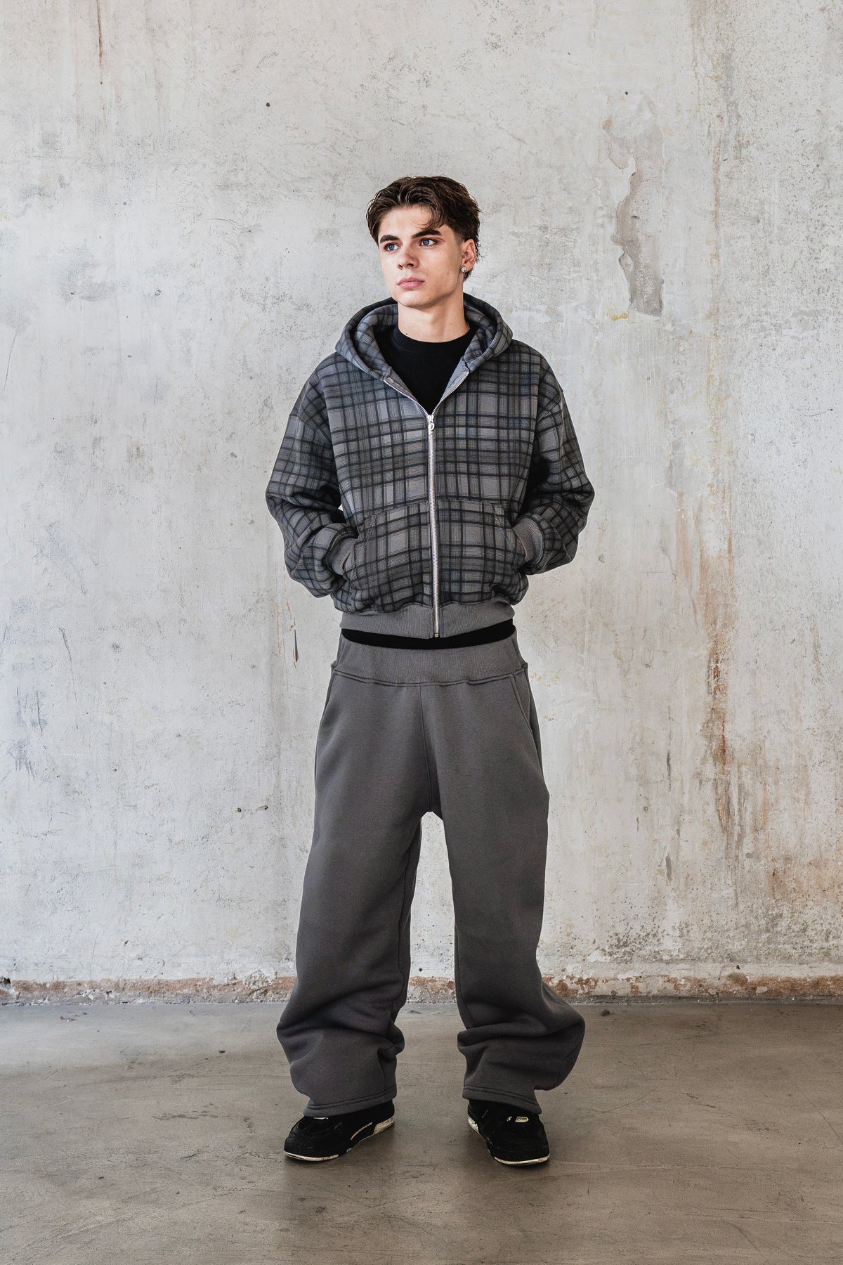 STONE GREY PANT