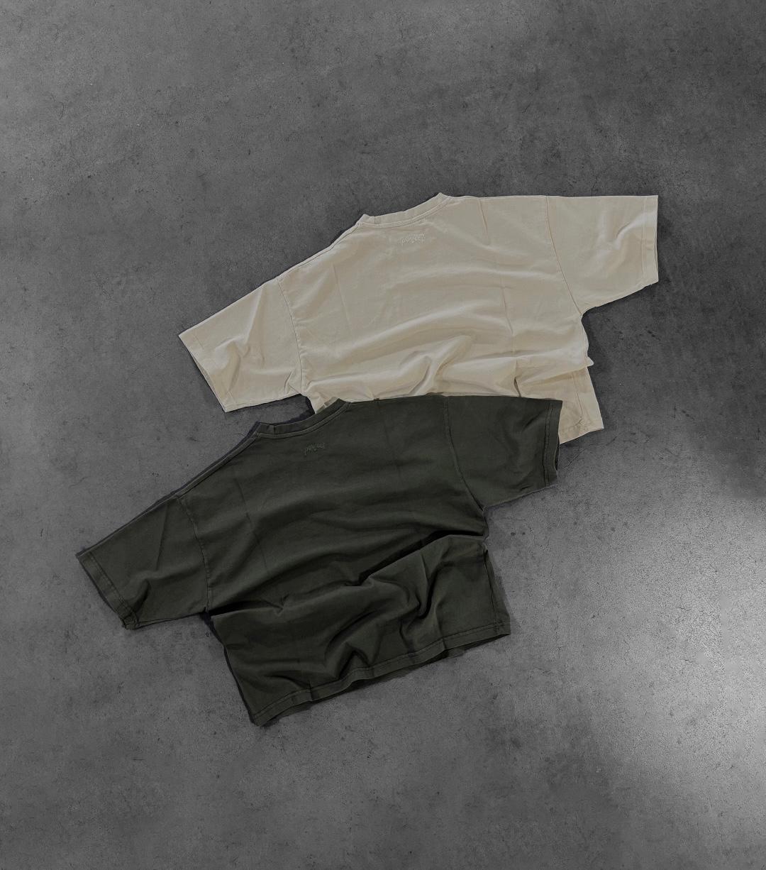 LIGHT SAND EVERYDAY TEE