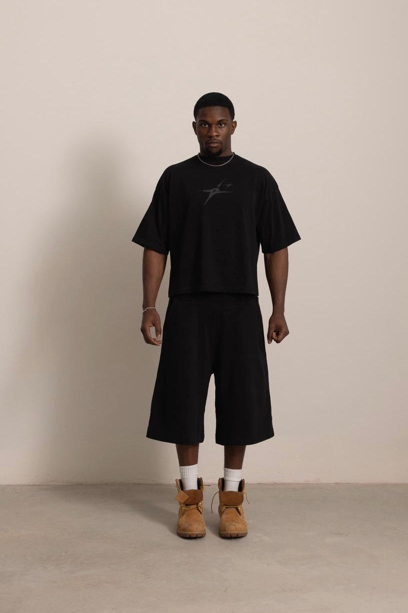 BLACK "P" STAR TEE