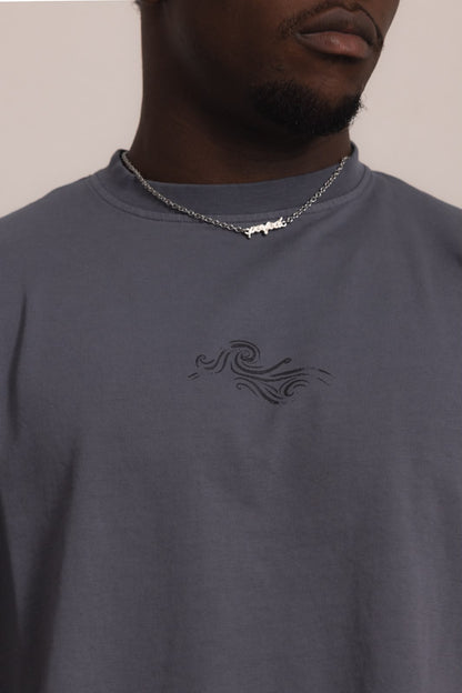 STONE GREY "P" WAVE TEE