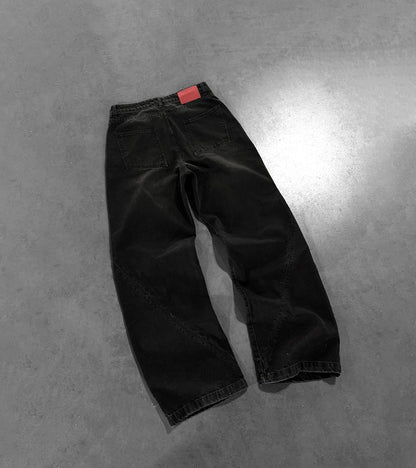 CARBON BLACK "P" LINES DENIM JEANS