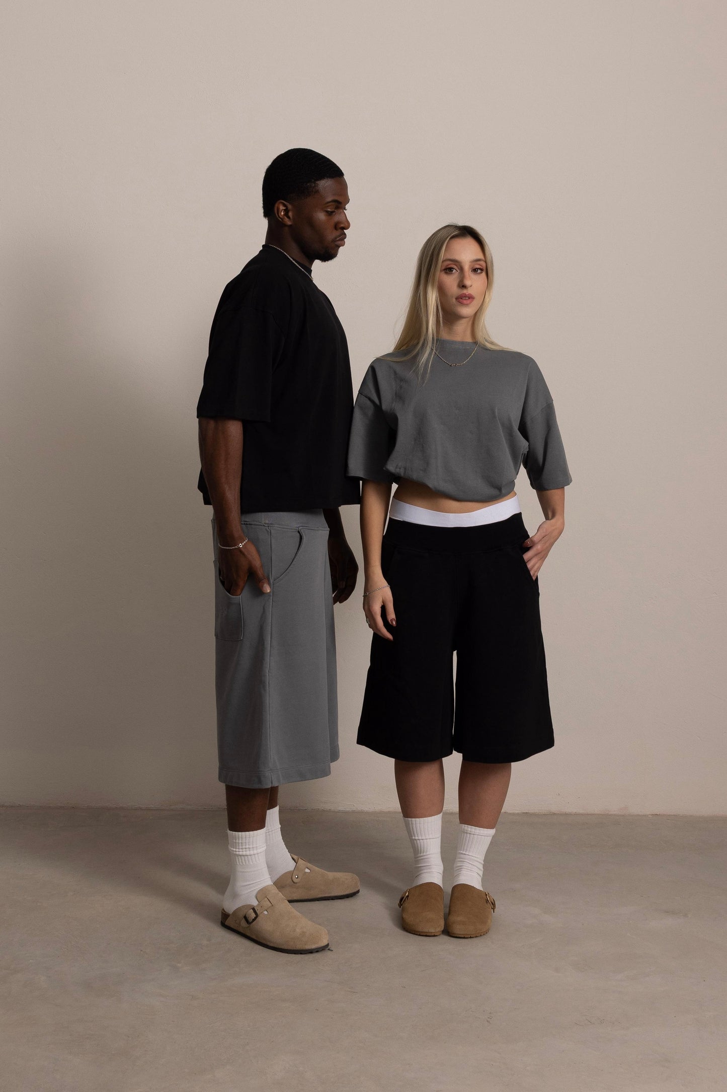 STONE GREY EVERYDAY TEE