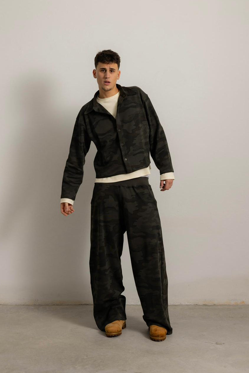 MILITARY GREEN CAMO FLOW PANT