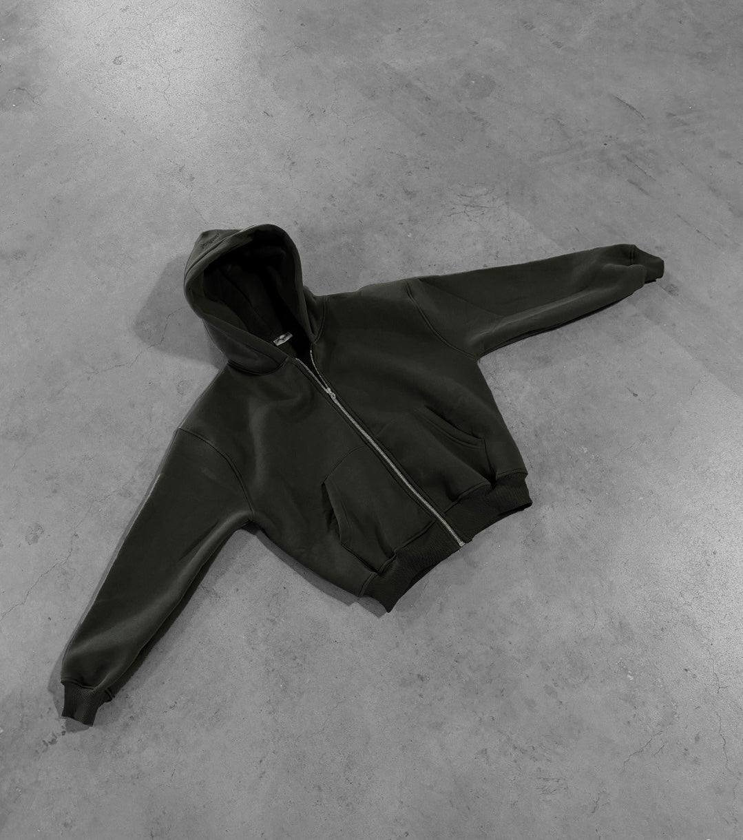 MILITARY GREEN ZIP HOODIE