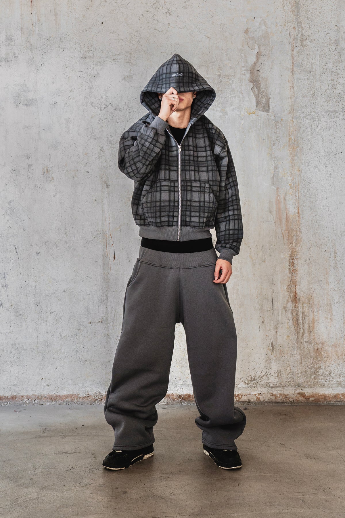 STONE GREY TARTAN ZIP HOODIE