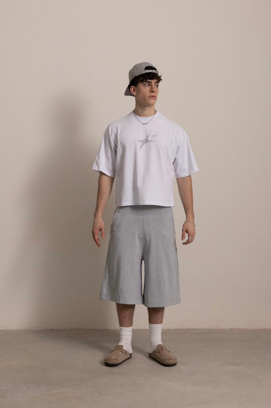 WHITE "P" STAR TEE