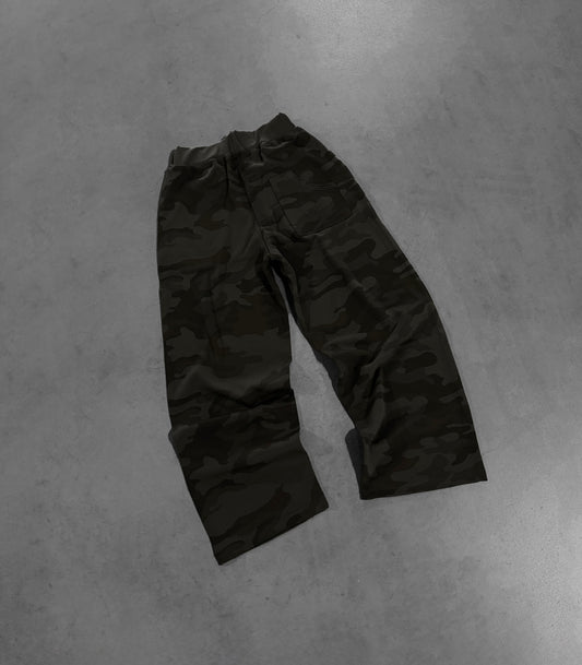 MILITARY GREEN CAMO FLOW PANT