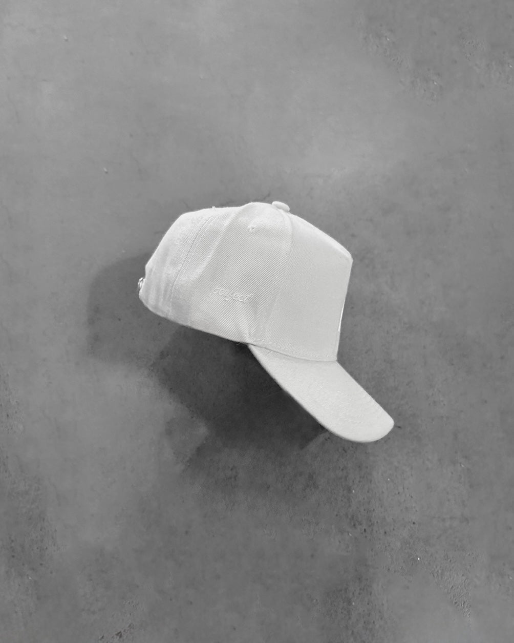 WHITE PERFECT CAP