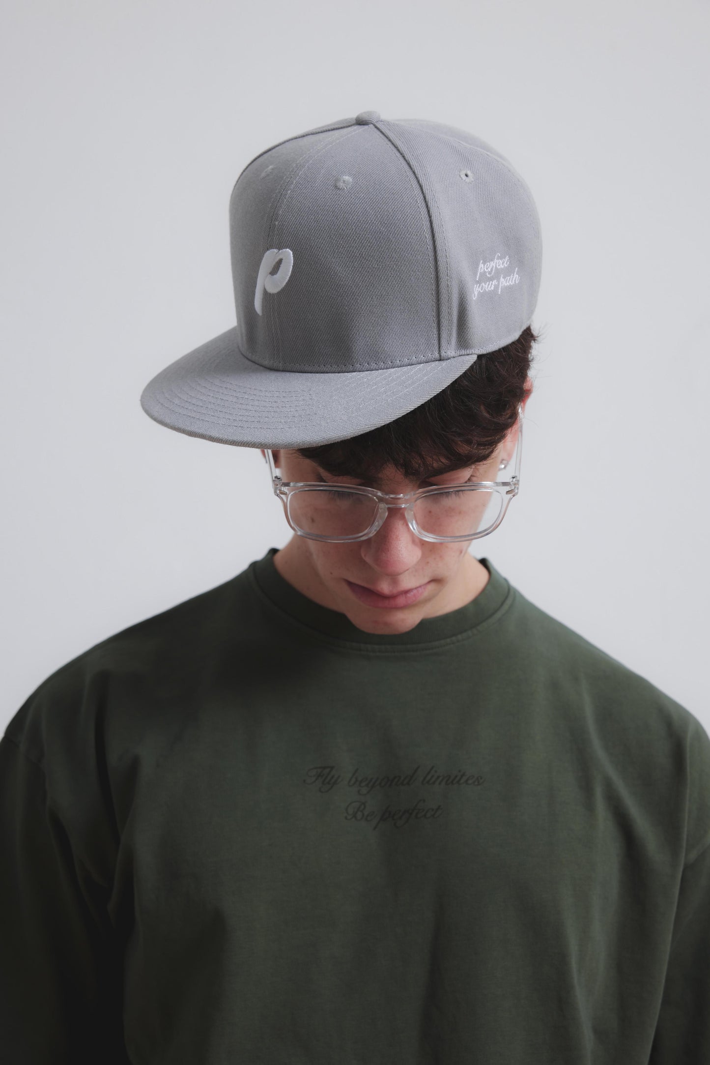 LIGHT GREY PERFECT CAP