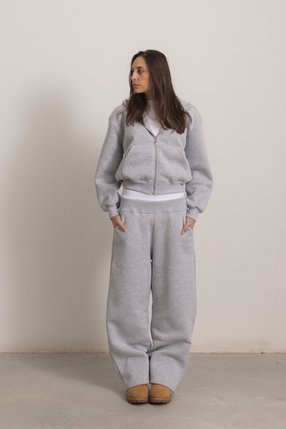 SWEAT À CAPUCHE ZIPPÉ GRIS