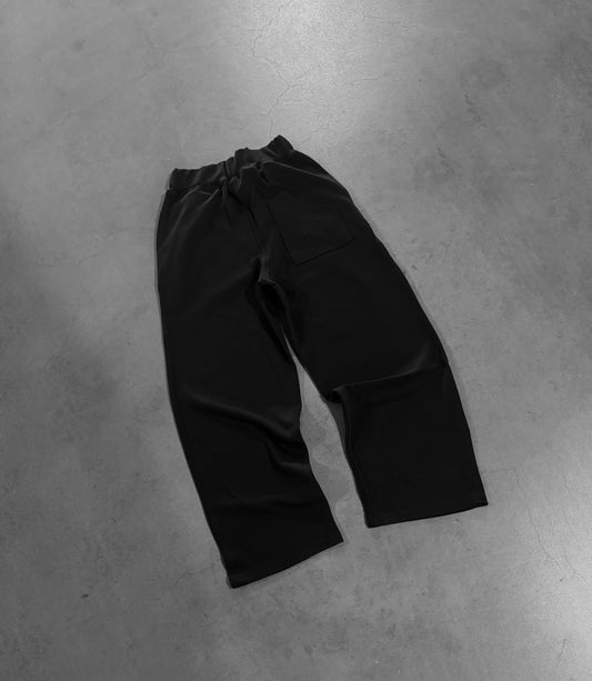 BLACK FLOW PANT