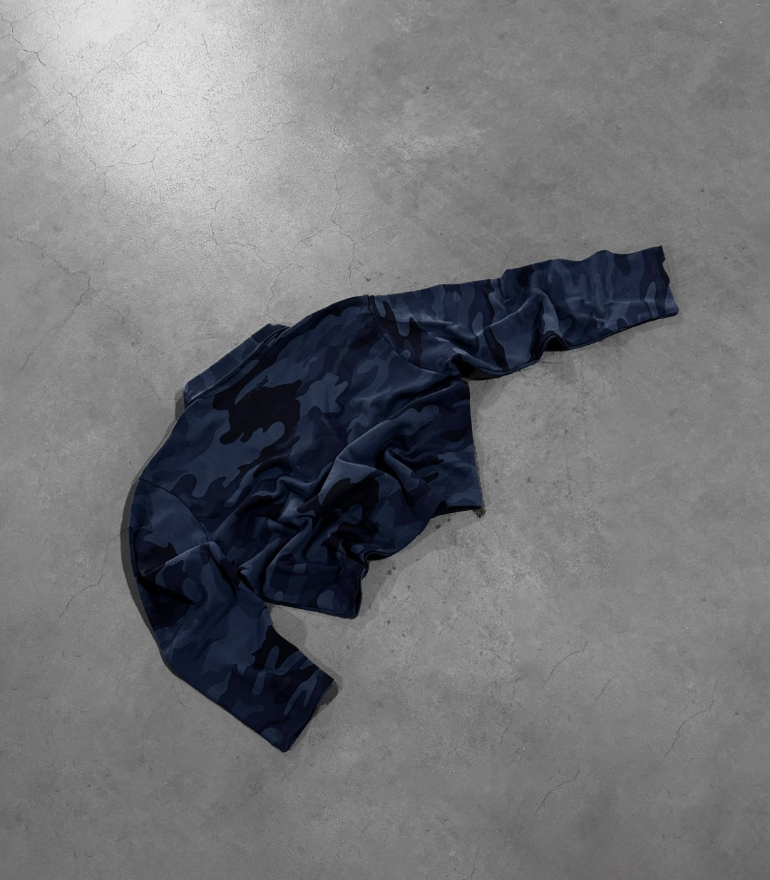 BLUE NAVY CAMO FLOW SHIRT