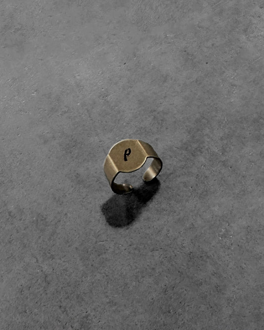 MATT BRASS "P" RING